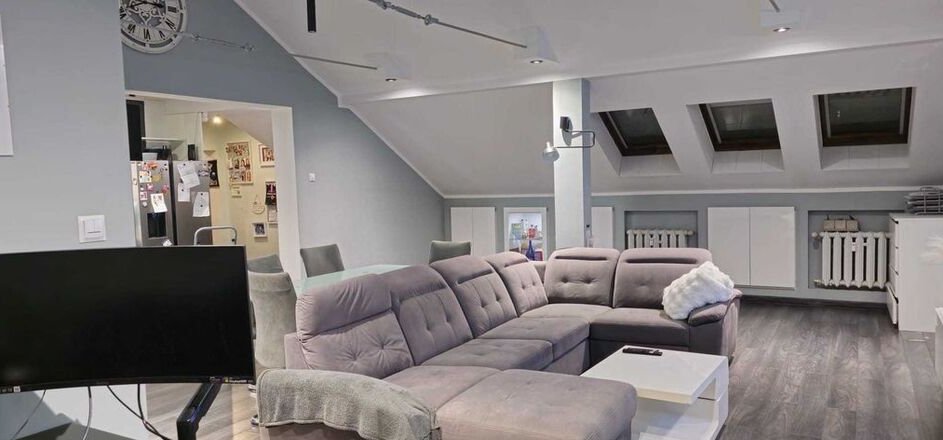 4 pokoje 100m2 z tarasem! Reda