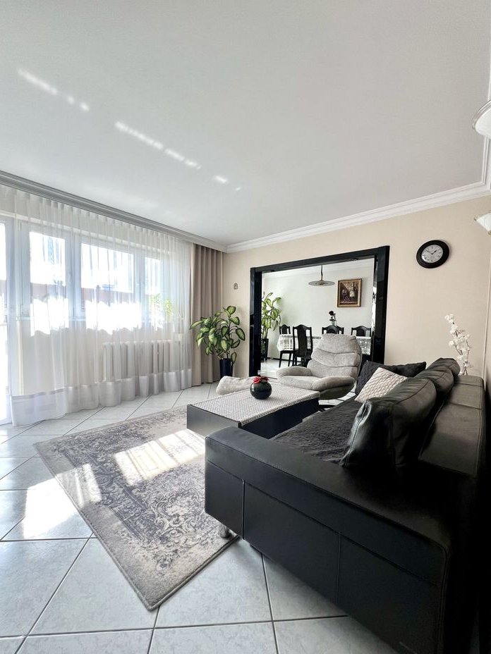 Sprzedam przestronne mieszkanie 95 m2 Łódź Górna (Chojny-Kurczaki)