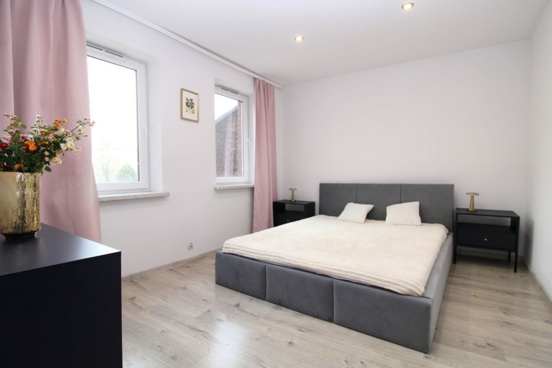 Przestronne, wysoki standard,wyremontowany budynek