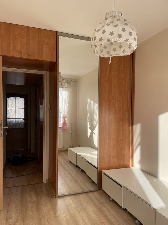 Przestronne 3-pokojowe mieszkanie z balkonem