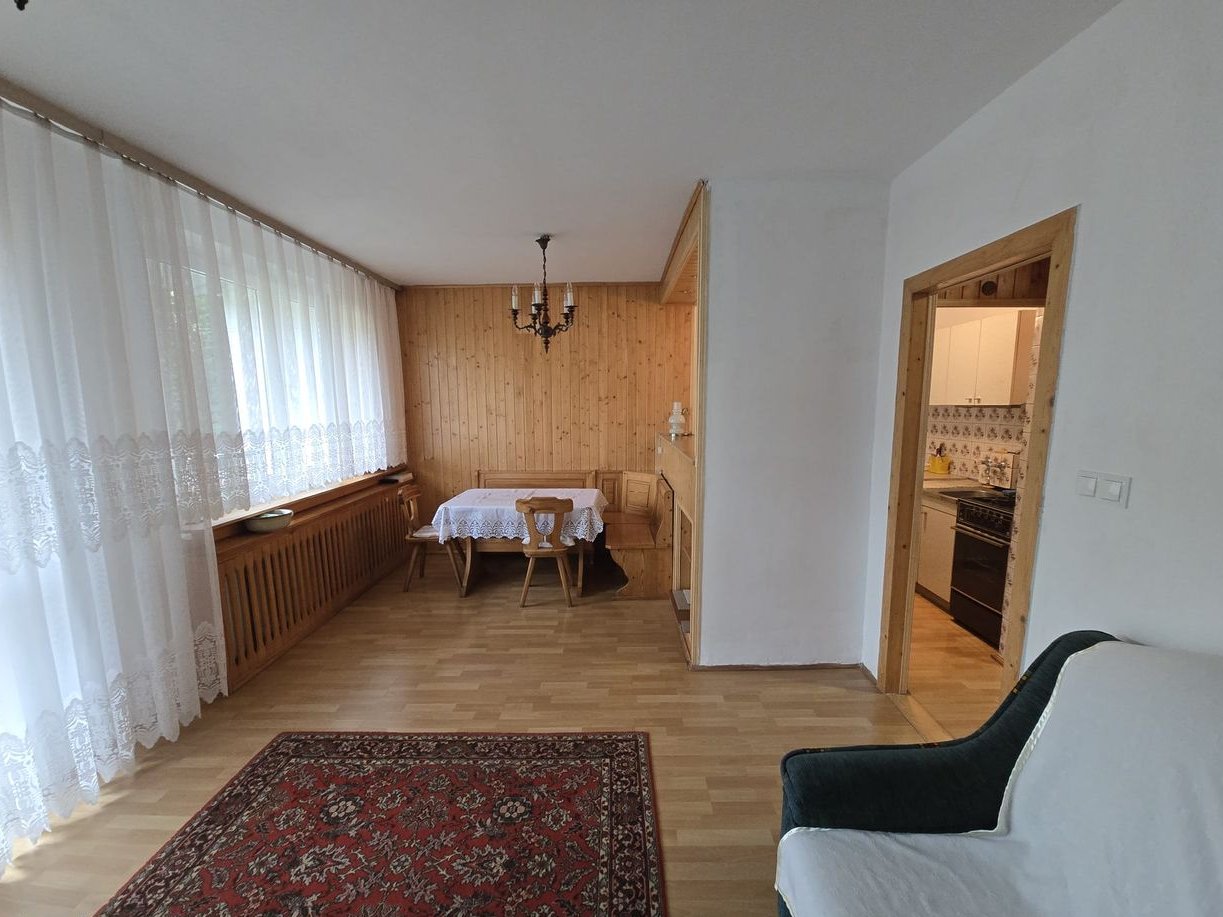 Ul. Zielona, Niski Blok, Parter, 3 Pokoje, 56m2