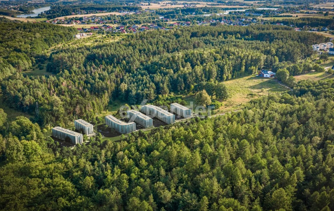 Przestronna kawalerka w środku lasu - ogródek 16m2