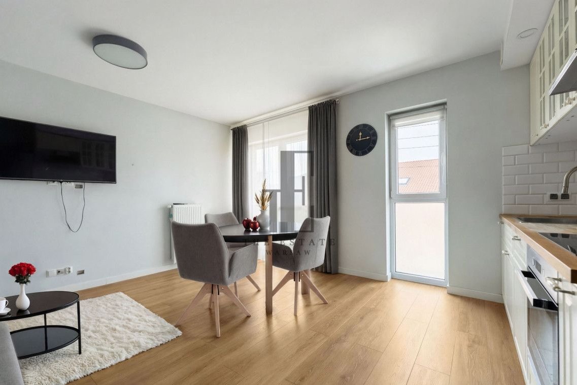 Gotowe do wprowadzenia - balkon - jasne