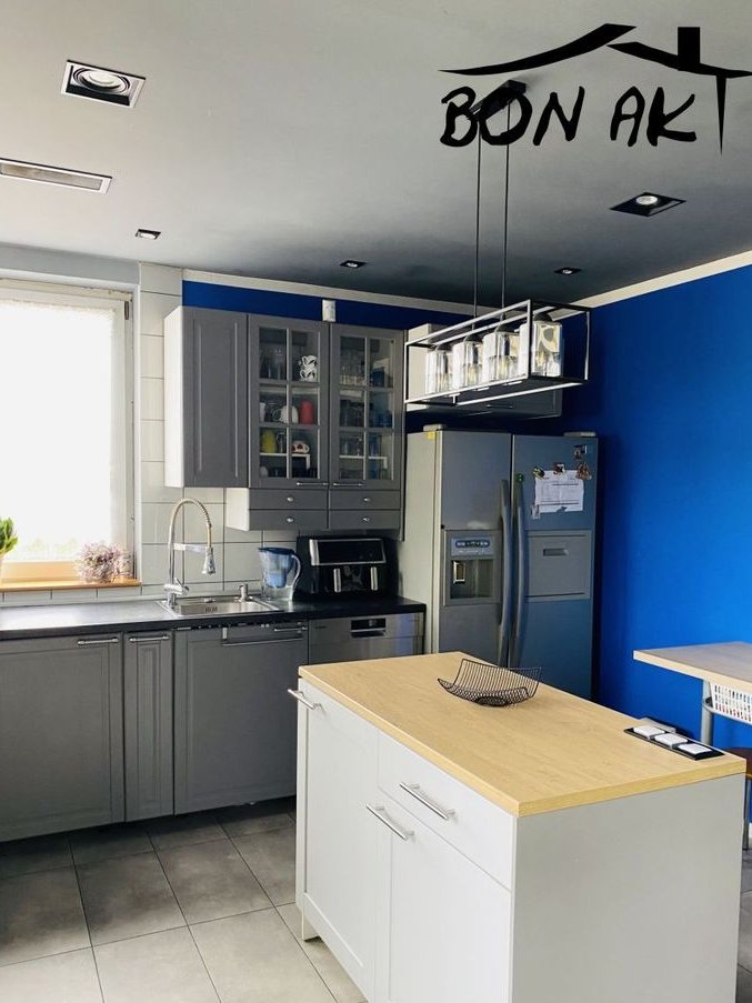 Dom z dużą działką w otoczeniu lasu