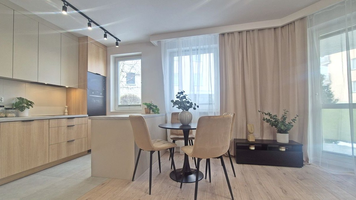 Po generalnym remoncie| 2 pokoje| Orunia Górna