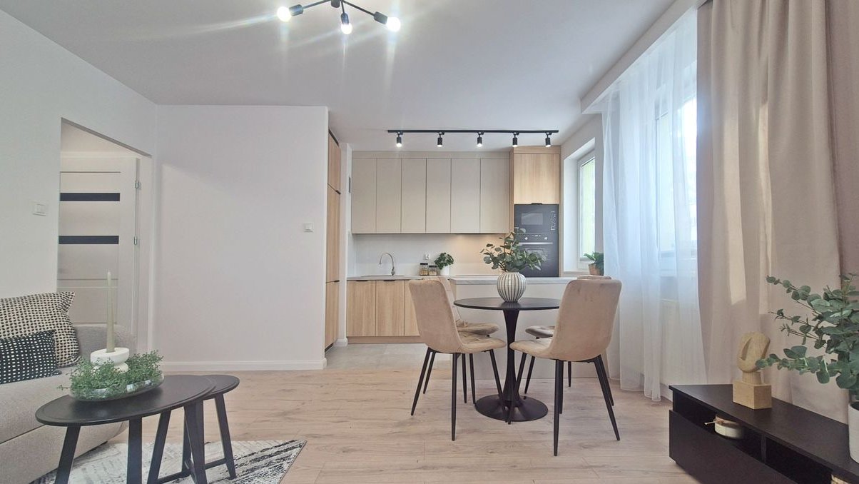 Po generalnym remoncie| 2 pokoje| Orunia Górna