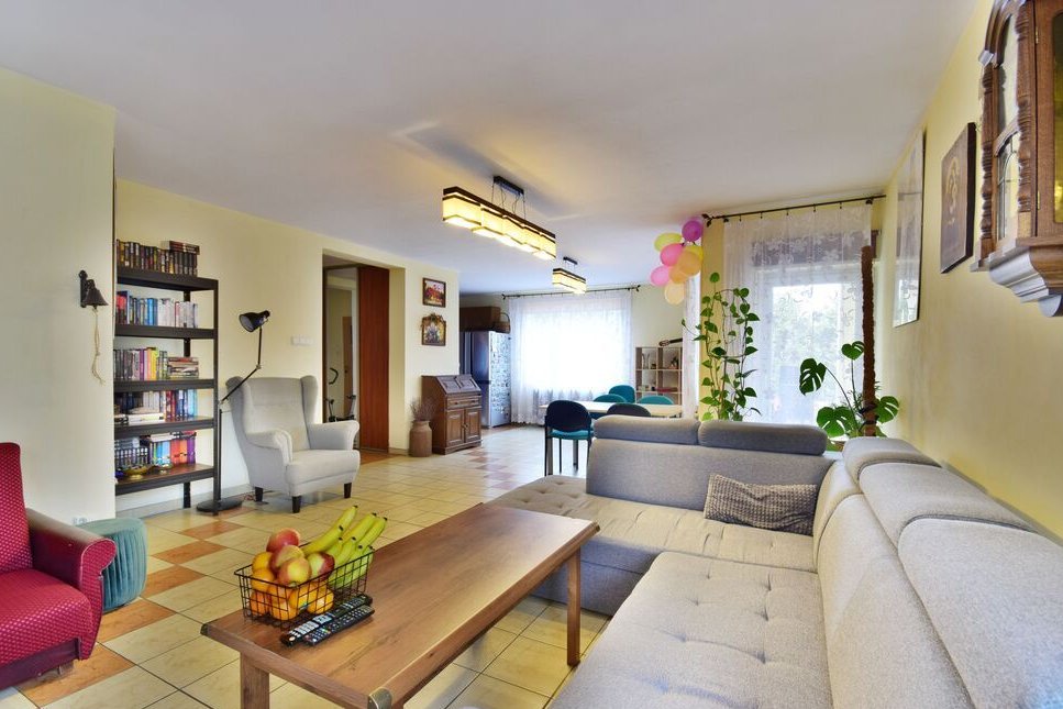 Świdnik Duży, atrakcyjne pół bliźniaka, 5 pokoi.