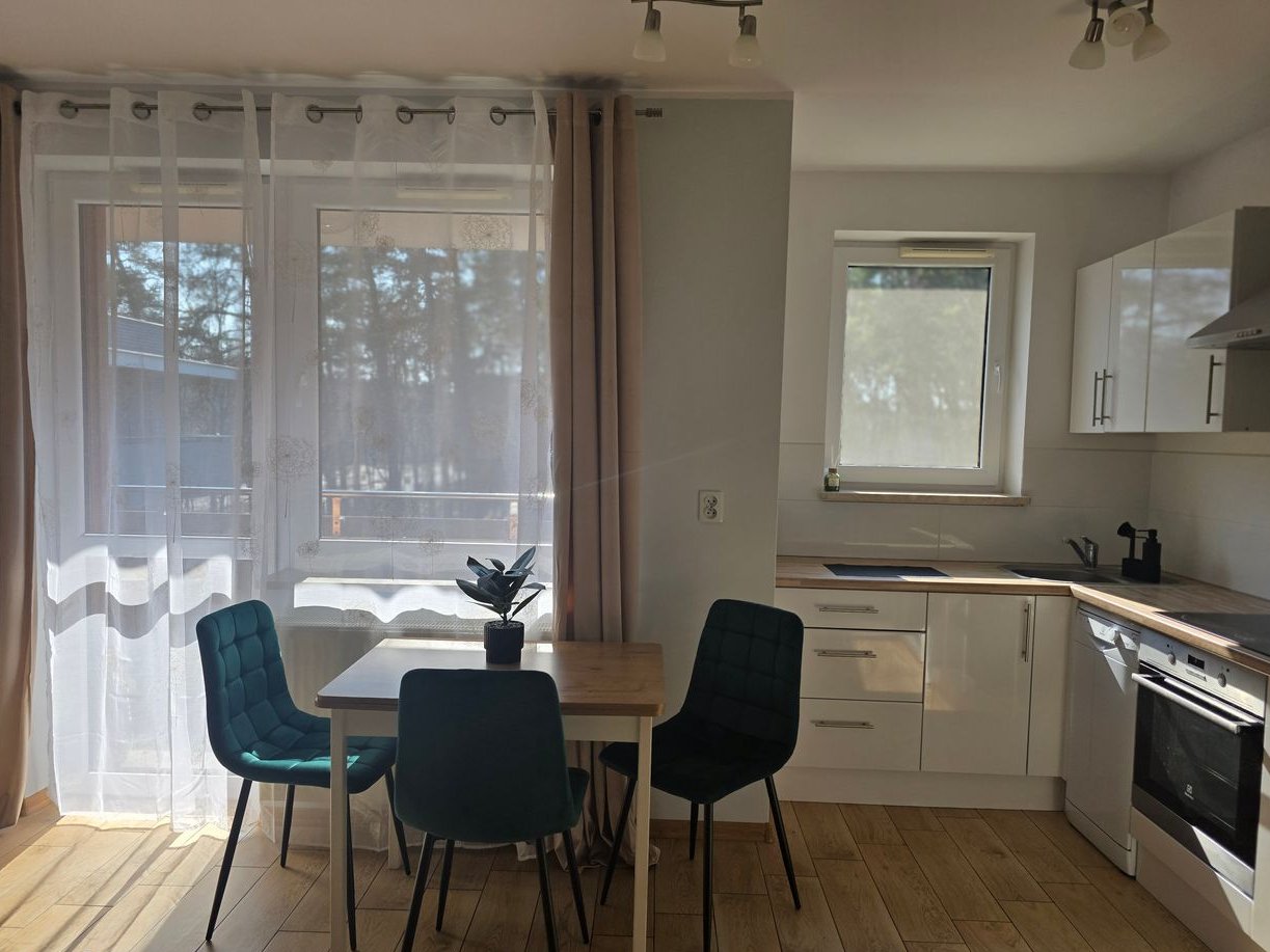 Jasne 2-pokojowe mieszkanie z balkonem