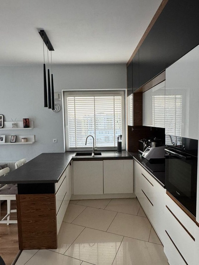 3 pokoje, 54,6 m², klimatyzacja, duży balkon, parking | Ursus Skorosze