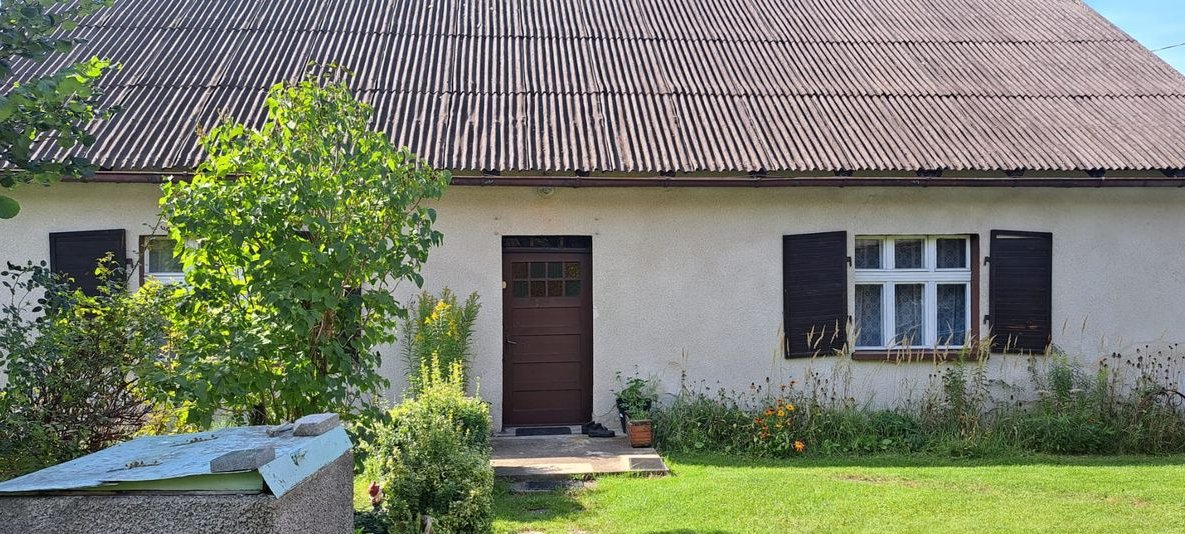 Dom w spokojnej okolicy