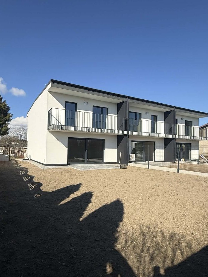 Dom 4 pokoje , duży ogródek, pompa ciepła, ok.Ronda Solidarności Łódź