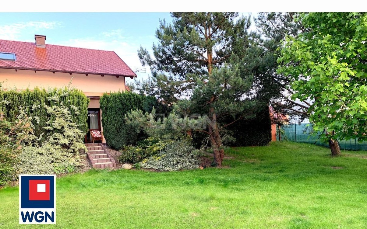 dom wolnostojący, Jerzmanowa, działka 9.24 ar.