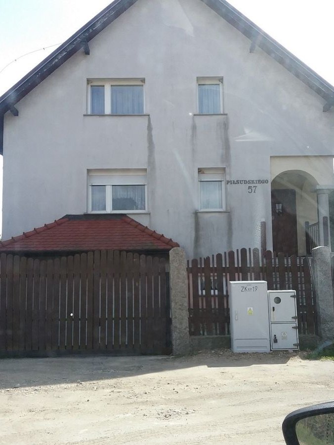 Dom jednorodzinny za garażem LICYTACJA