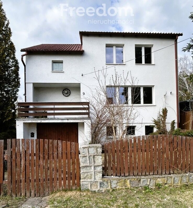 Dom piętrowy w Olsztynku