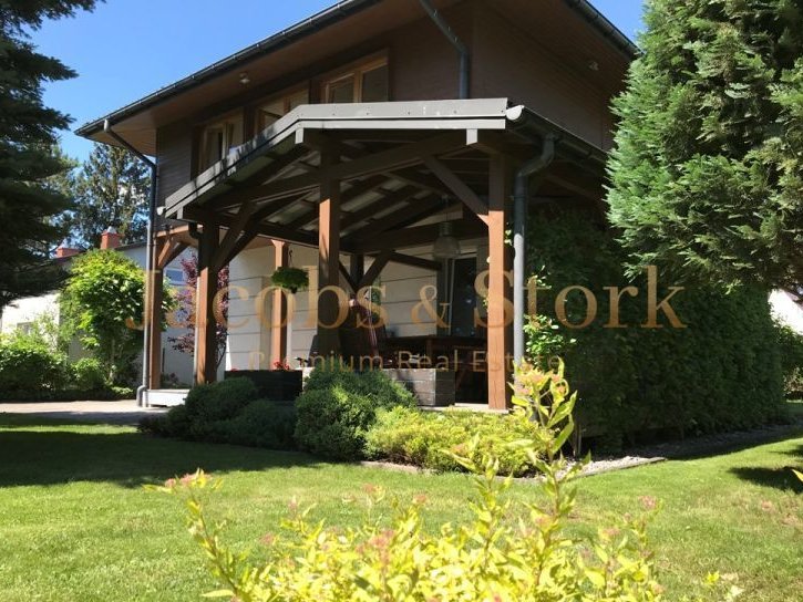 Brwinów - Dom wolnostojący na sprzedaż, duży ogród