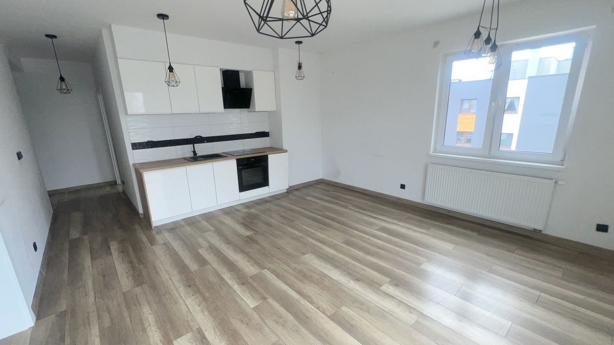 Mieszkanie 3 pokojowe z widokiem na jezioro. Dobry dojazd do Poznania