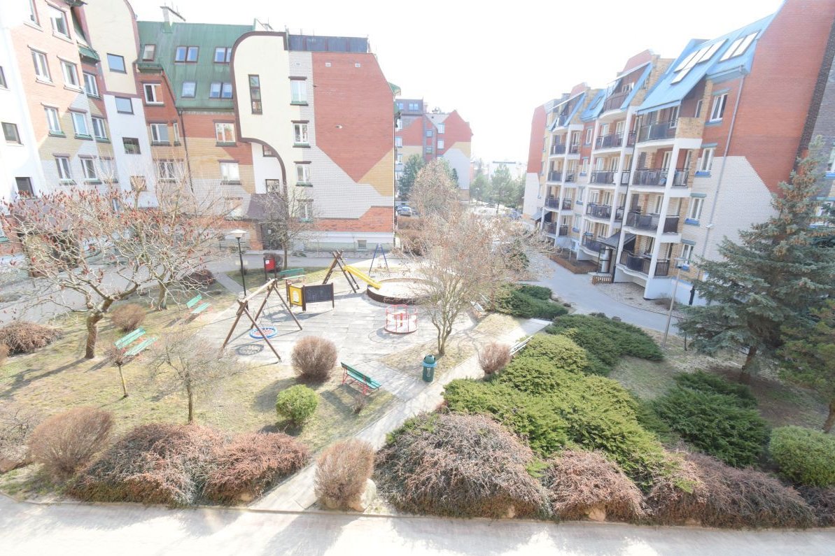 Kręta / 3 pokoje / 66m2 / do własnej aranżacji