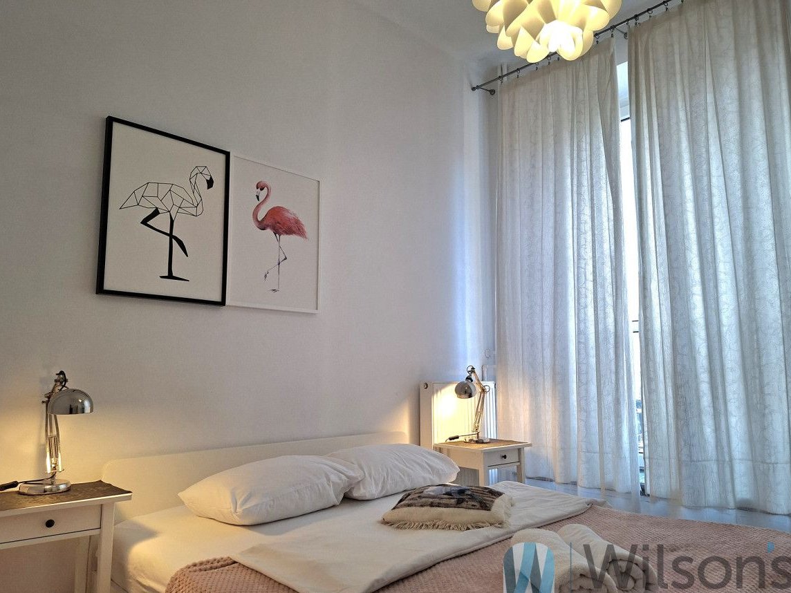 Mieszkanie 10 sekund od stacji metra Nowy Świat!