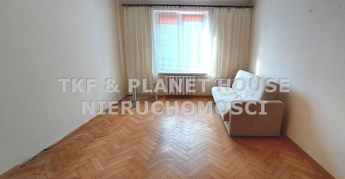 Mieszkanie 33,6 m2/2 piętro/1pokój/Tomaszów Maz.