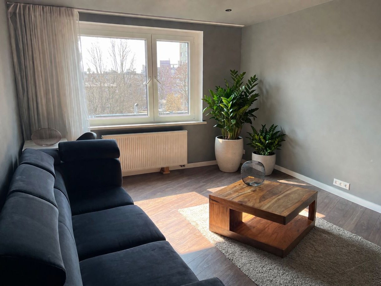 3 pokojowe rozkładowe mieszkanie z widokiem na Odrę z balkonem