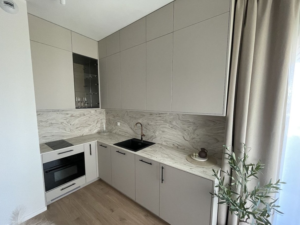 Kawalerka na śródmieściu 3min od plaży Idealna pod Inwestycję_Garaż