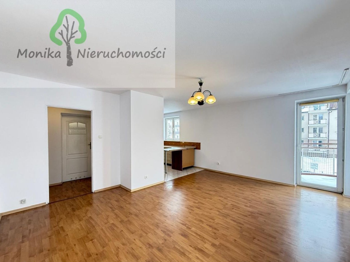 Dwa pokoje na I piętrze - blisko parku-nowa cena