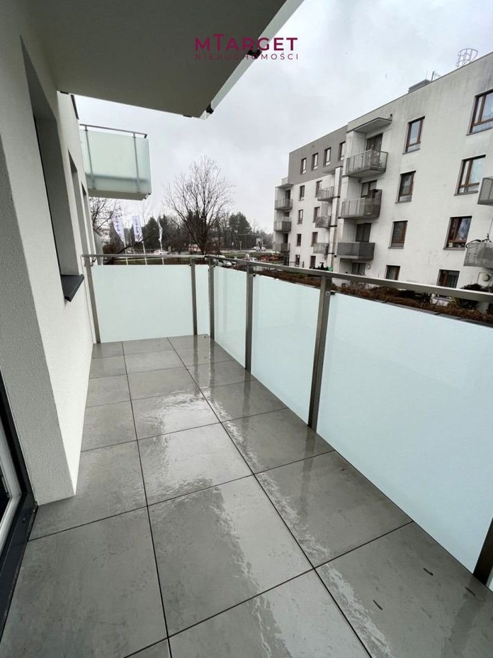 Apartament z tarasem i balkonem w Piasecznie