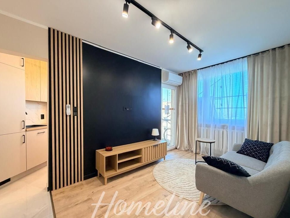 Krzyki / po remoncie / balkon / klimatyzacja