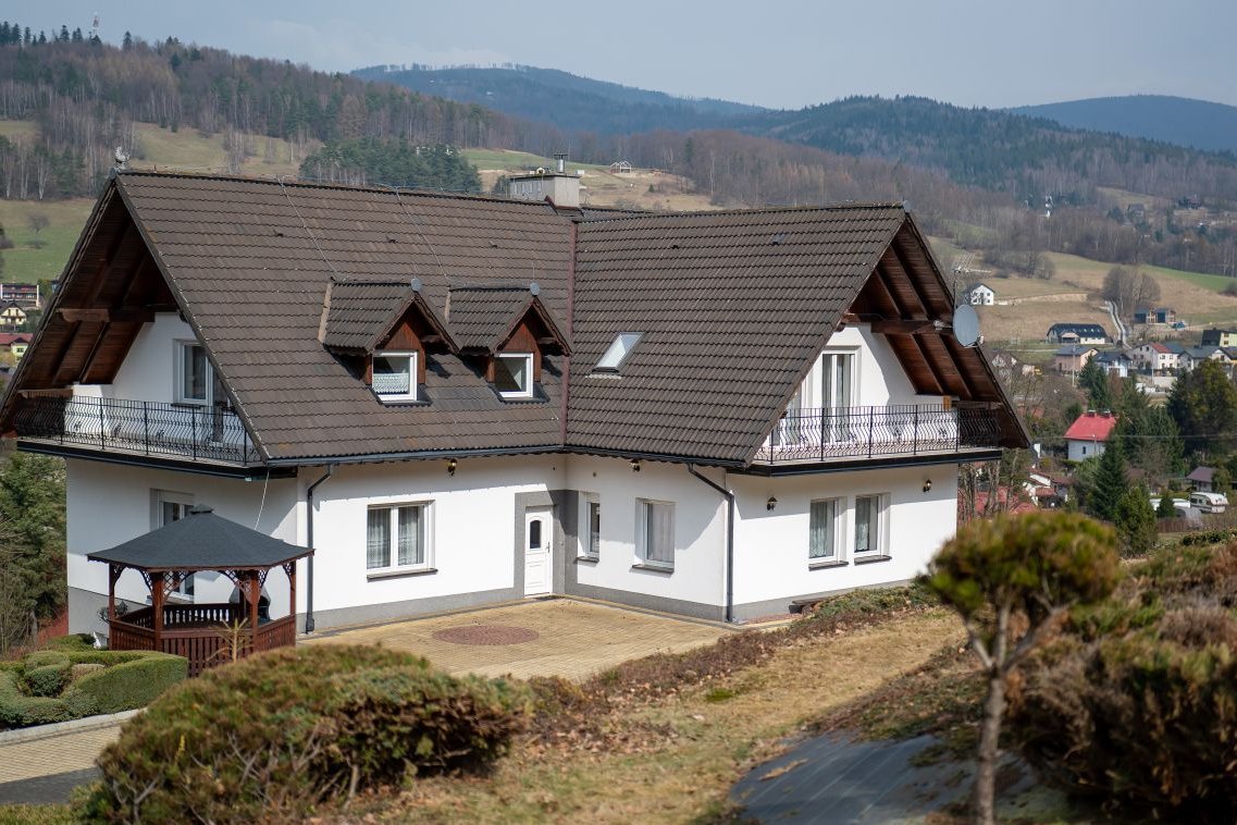 Gotowy biznes w Beskidach: Wyjątkowa Willa