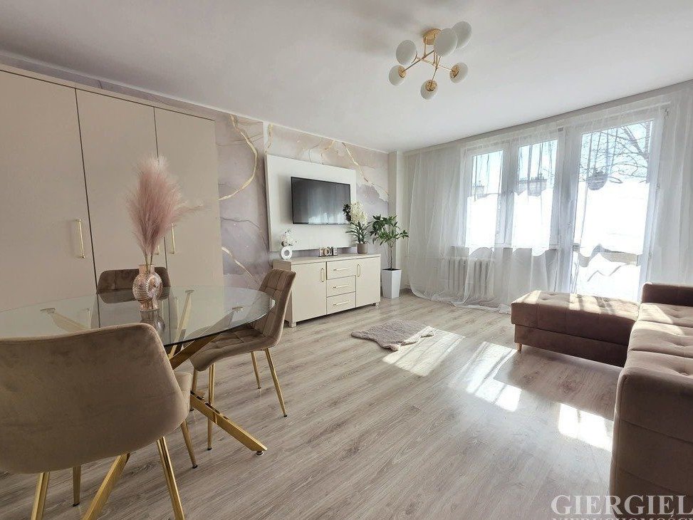 Spiechowicza, mieszkanie 3-pokojowe po remoncie