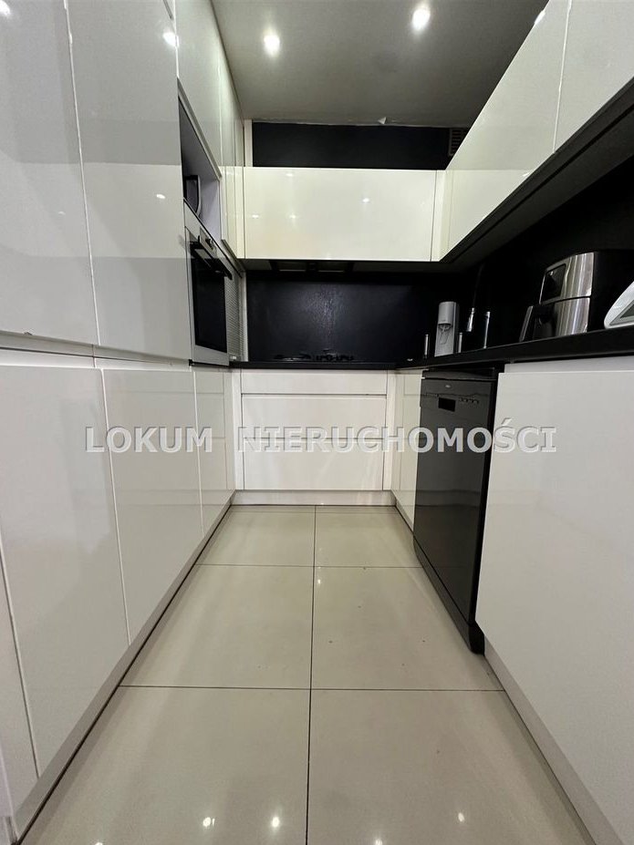 M-5 ul. Zielona niski blok I piętro