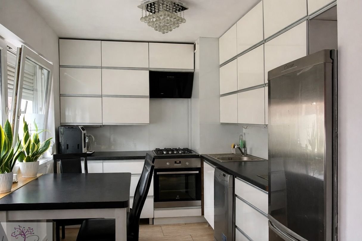 3 pokoje | wysoki parter | klimatyzacja | parking