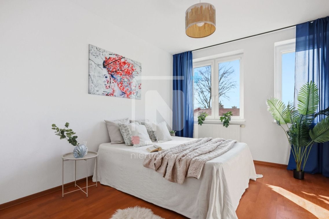 2 pokoje/ Oddzielna kuchnia/Balkon/Słoneczne