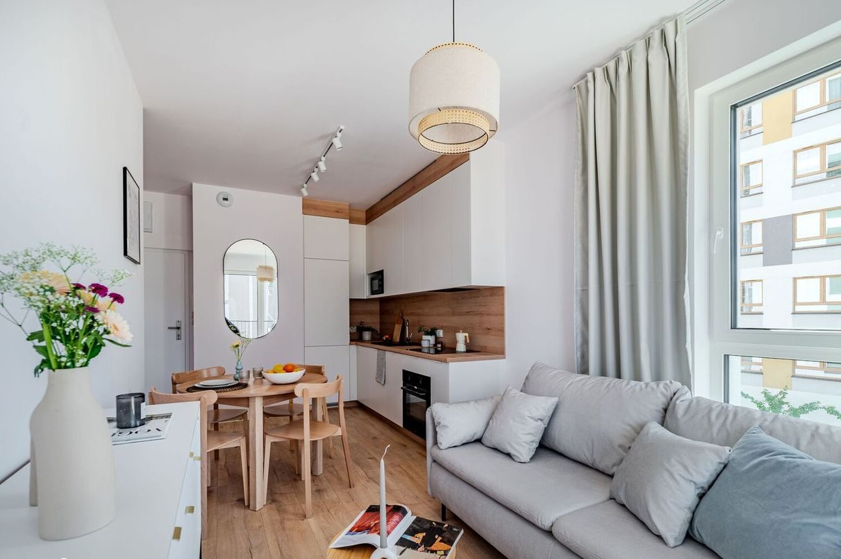 BEZ PROWIZJI! 2 pokoje | CH Promenada | Duży balkon | Zwierzęta tak!