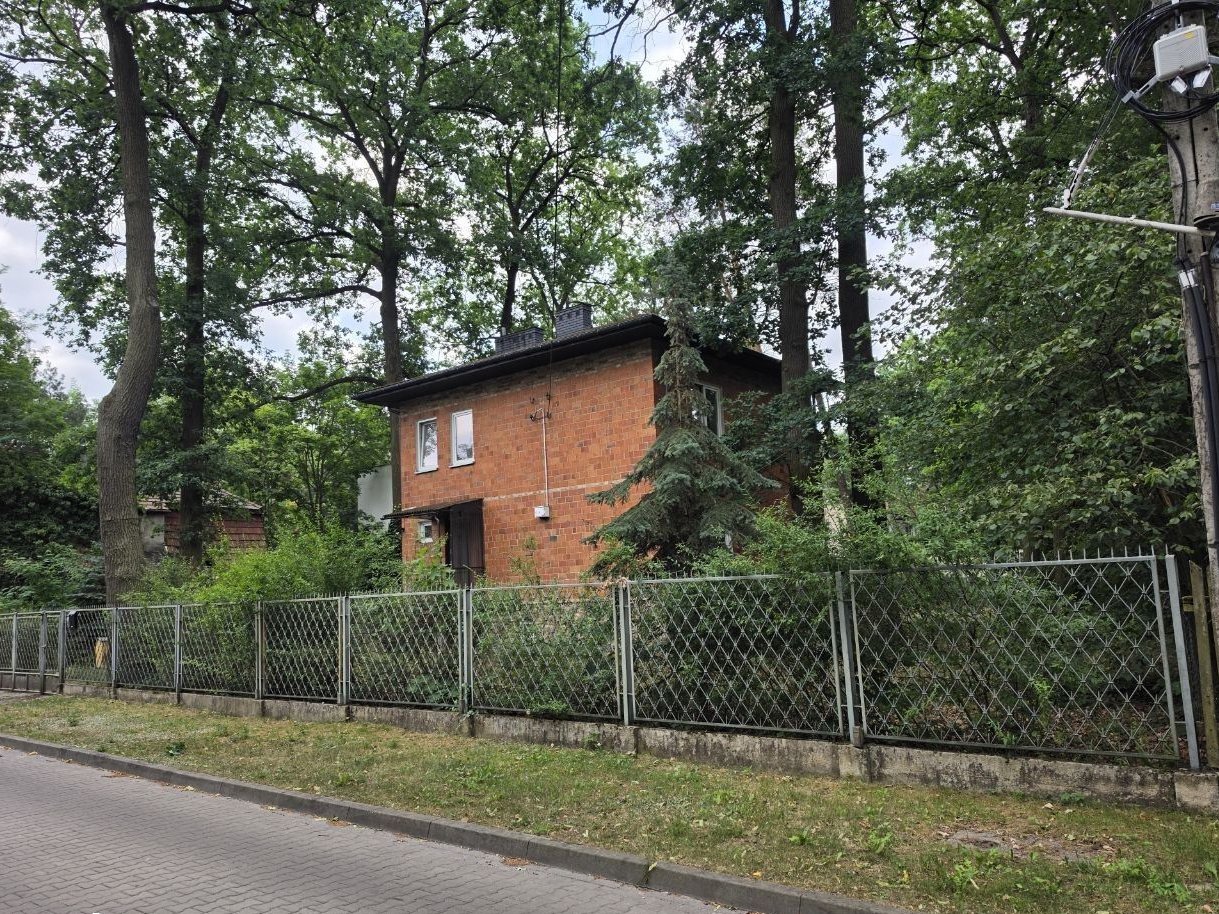 Działka 1248m2 wraz z domem 120m