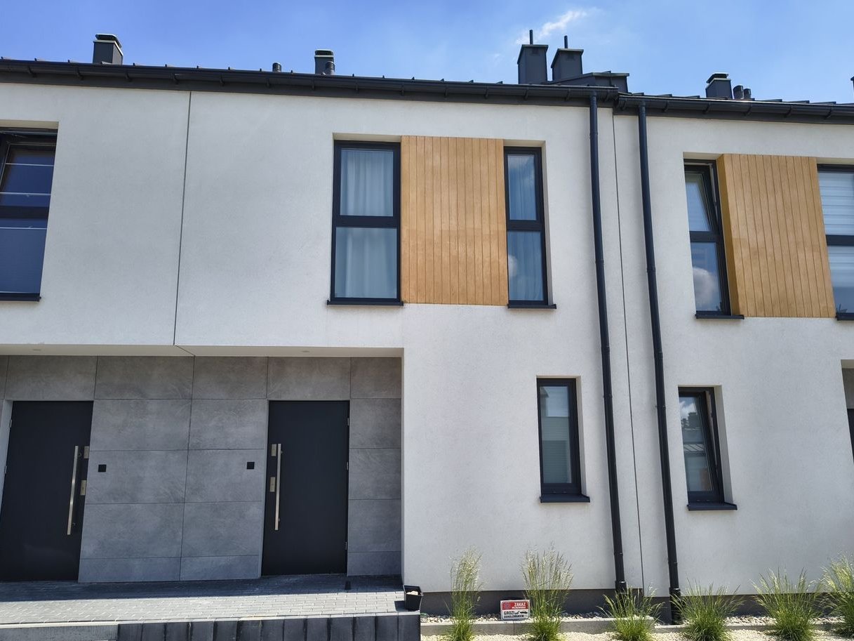 Dom, 72 m², Słomin