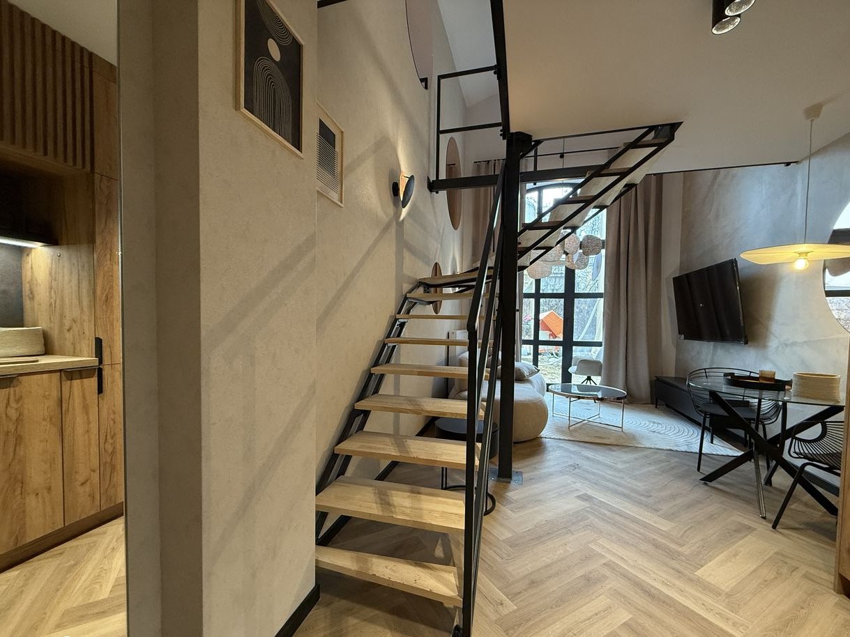 Loft z Ogródkiem + Antresola | WIMA Apartments | Hala Garażowa GRATIS!