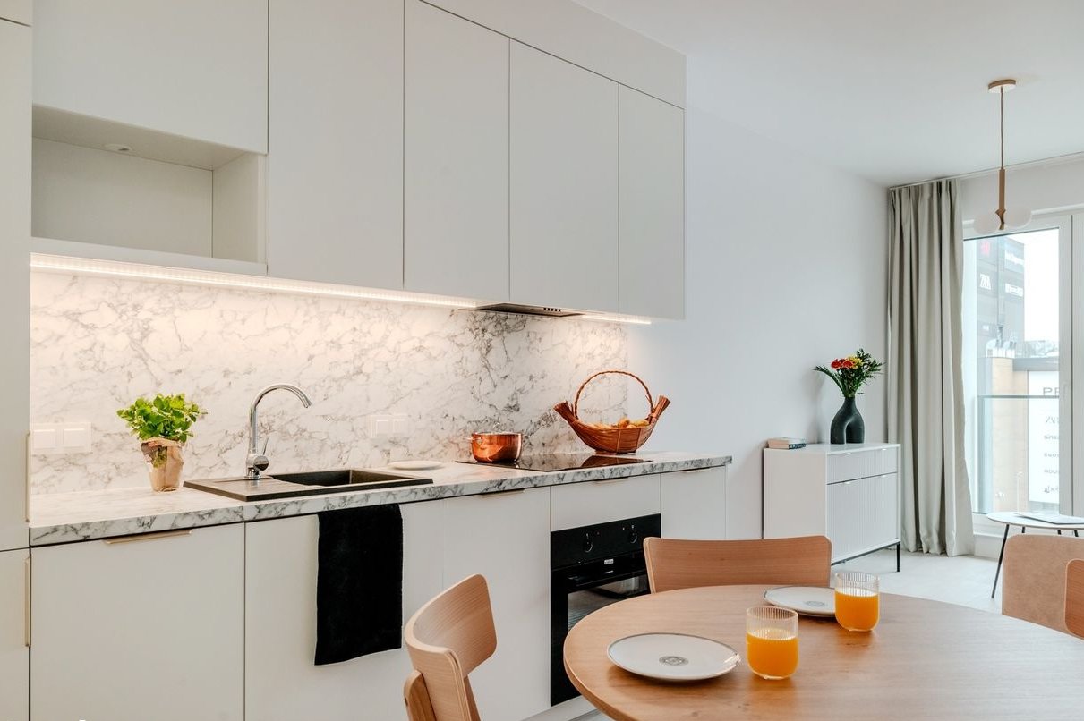2 Pokoje z garderobą | Internet w cenie | Pets friendly | CH Promenada