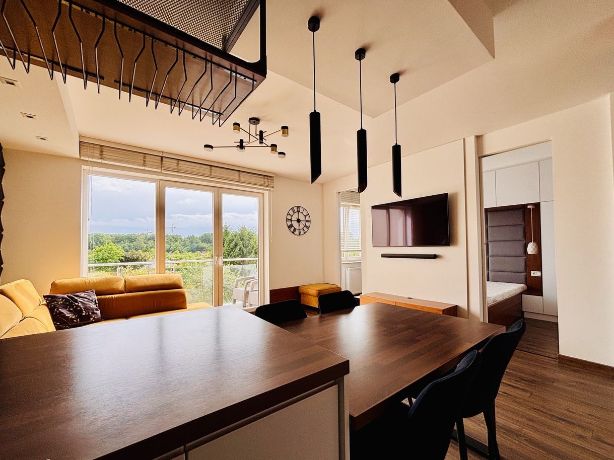 Apartament mieszkanie 4 pokoje Brzeźno plaża 600m