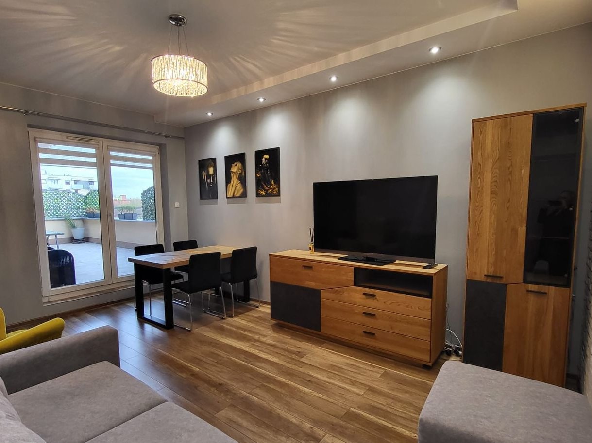 Apartament 3 pokoje, umeblowany, zamknięte osiedle, taras 30m2.