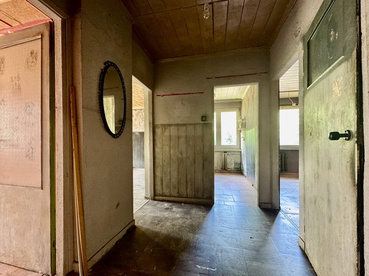 Trzypokojowe | Balkon | Do remontu | Bezpośrednio