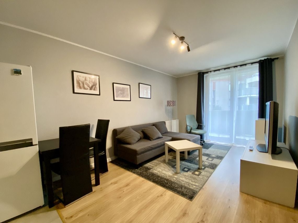 2 pokojowe | Balkon | Parking | Odświeżone